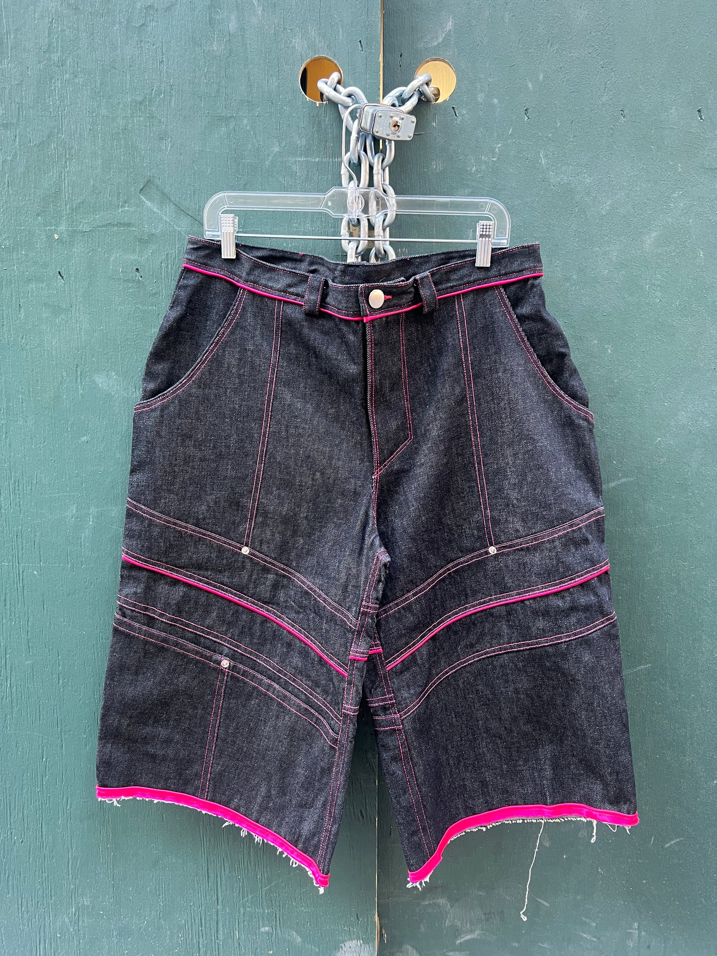 PINK SHADOW SHORTS